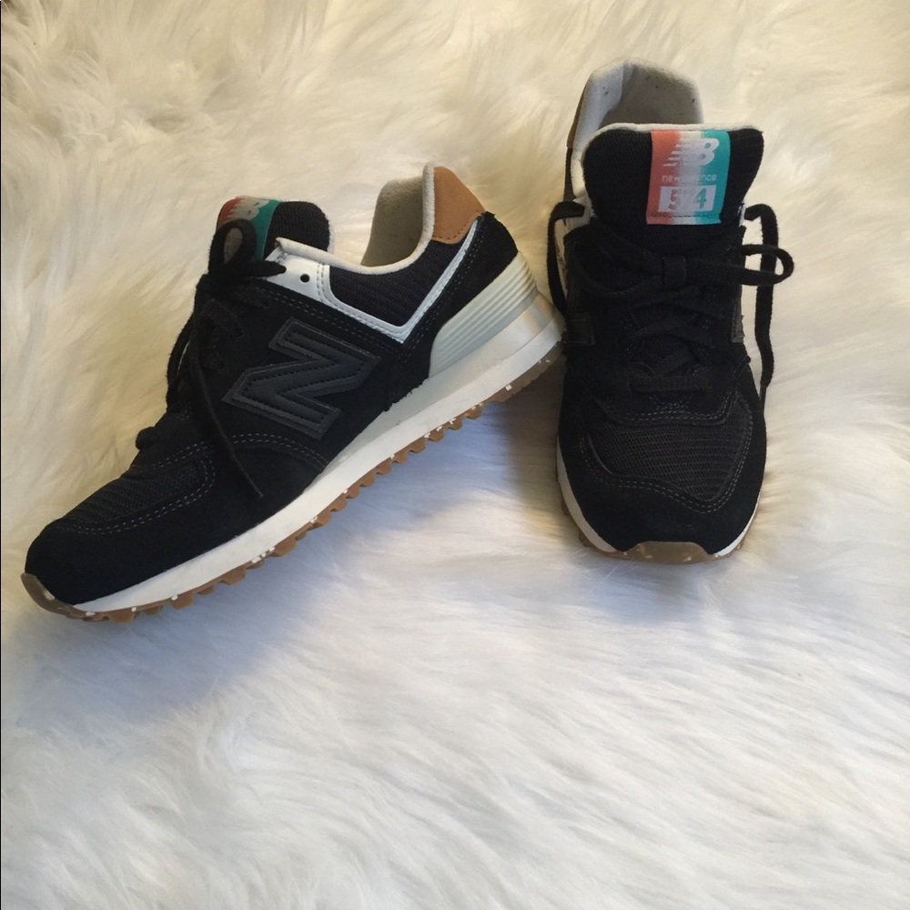 Women’s New Balance 574 Size 8